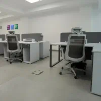 منشی مطب دکتر دندانپزشک. دستیار پزشک