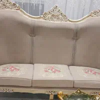 مبل سلطنتیو مبل راحتی میز ناهار خوری درحد نو