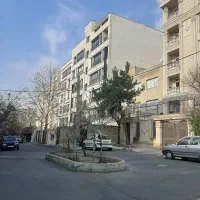 ویلایی ۱۷۰ متری /شمال مرزداران/۳ طبقه مجزا