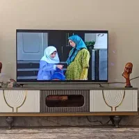 ال ای دی هوریون 43