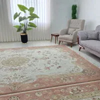 اجاره روزانه اپارتمان ۱۸۰متردو خوابه تمیز مرکز شهر