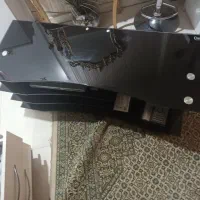 یک عدد میز زیر تلویزیون شیشه ای|میز تلویزیون|تهران, پرواز|دیوار