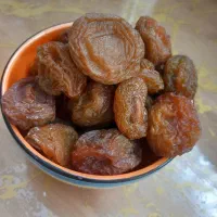 الو درجه یک درشت و گوشتی.بدون خرابی و کثیفی