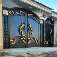 نقاشی ساختمان،نرده و درب‌های ورودی