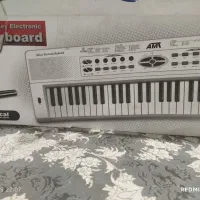 ارگ ۱متری باکیفیت بالا و میکروفون|اسباببازی|قم, پردیسان|دیوار