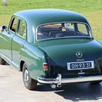 آرم ولوگو فابریک Benz 180D|کلکسیون اشیاء عتیقه|تهران, فلسطین (میدان انقلاب)|دیوار