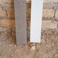 مقداری آجرنمای نسوز سفید و نسکافه ای