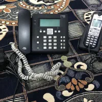 گوشی تلفن زیمنس با یک گوشی سیار