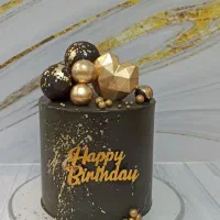 پخت کیک های تولد وعروسی با بهترین وبروز ترین تم ها