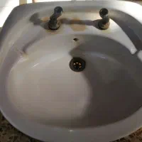 سنگ روشویی تمیز