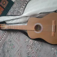 گیتار nevada سالم بی خط و خش