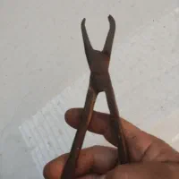 انبر عتیقه|کلکسیون اشیاء عتیقه|شوشتر, |دیوار