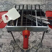 کباب پز دوگانه سوز هم گازی هم زغالی.مارک مه پویا|اجاق گاز و لوازم برقی پختوپز|خمینیشهر, |دیوار