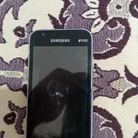 باسلام خدمت دوستان عزیز یک عدد گوشی بفروش میرسد