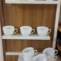 تعدادی ظروف و دکوری