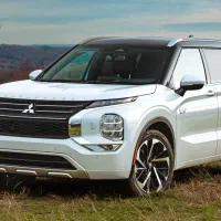 میتسو بیشی اوتلندر H LIN