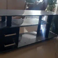 میز تلوزیون شیشه ای سالم ۵۰۰ تومن