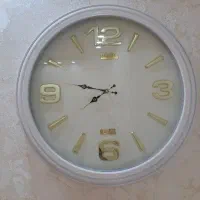 ساعت دیواری بزرگ