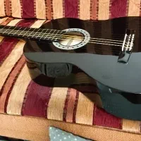 گیتار والنسیا اصلی