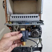 تعمیر انواع پکیج و آبگرمکن دیواری و انواع برد