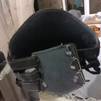 دوعدد کمر بند طبی بعد از عمل جراهی دیسک کمر