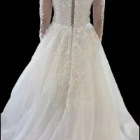 لباس عروس|لباس|ری, شهادت|دیوار