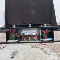 میز تلوزیون در حد نو
