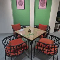 میز و صندلی