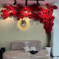 رنگ کار ، میکاپ کار و شنیون کار