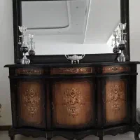 کنسول همراه دو تا شمع دونی