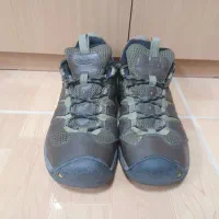 کفش استوک ۴۴.۵ و ۴۲.۵ برند KEEN و VICO