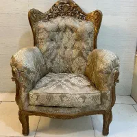 مبل سلطنتی مدل لیدی تمام گردو ملایر با دوعدد عسلی