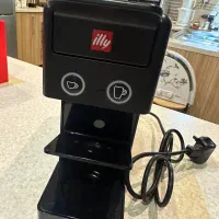 اسپرسو ساز illy مدل y3