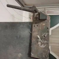 میز و قیچی و خم مفتول کاری|ابزارآلات|خاوران, |دیوار