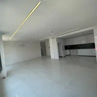 آپارتمان ۱۳۰ متری استاد معین