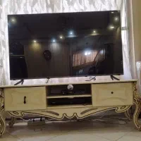 میز تلویزیون در حد نو