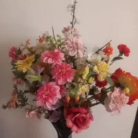 گل و گلدان