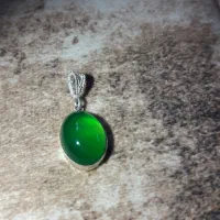 گردنبند نقره با عقیق سبز آبدار هدیه روز مادر