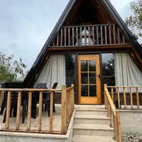 کلبه سوئیسی تک خواب/کد 595|اجارهٔ کوتاه‌مدت ویلا و باغ|کلاردشت, |دیوار