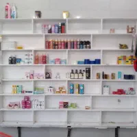 ویترین مغازه