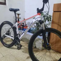 دوچرخه هیدرولیک۲۷ونیم رده بالا