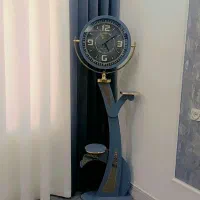 «ساعت ایستاده»