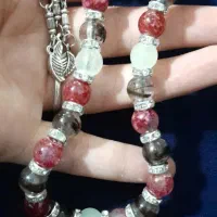 گردنبند و تسبیح رزینی