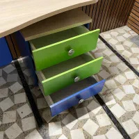 ست میز تحریر و کتابخانه کودک و نوجوان در حد نو|میز تحریر و کامپیوتر|رشت, گلسار|دیوار