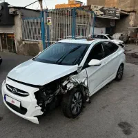 هیوندای اکسنت بلو مدل ۲۰۱۵ تصادفی|خودرو سواری و وانت|مشهد, کوشش|دیوار
