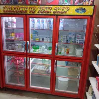 بنام خدا یخچال ویترینی 4درب درجه یک بفروش میرسه