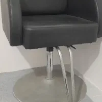 صندلی کوتاهی