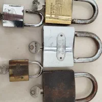 تعداد ۵عدد قلف