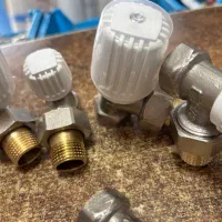 شیر رادیاتور ایران گرمافر|آبگرمکن، پکیج، شوفاژ|پاکدشت, پاکدشت (مامازند)|دیوار