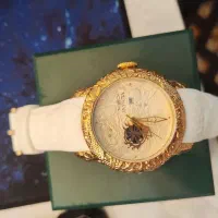 ساعت اینویکتا یاکوزا